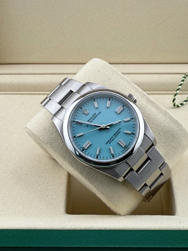 Rolex Oyster Perpetual - 126000 - immagine 2