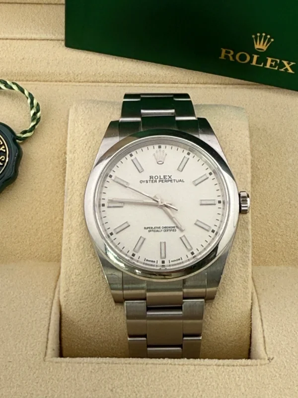 Rolex Oyster Perpetual - 114300 - immagine 2